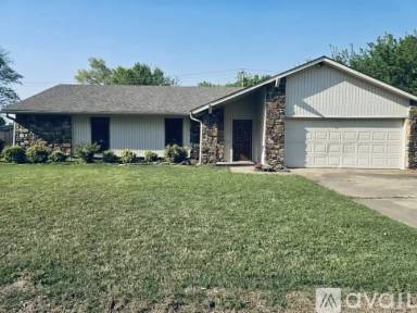 Main picture of 3301 Bryn Mawr Cir