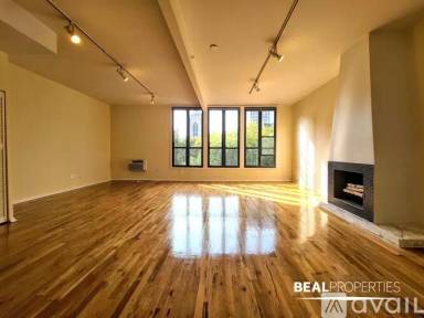 Main picture of 1425 N Dearborn St