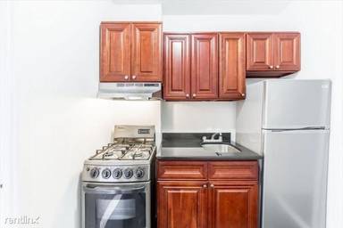 Main picture of 341 West 45th St