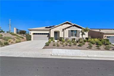 Main picture of 2112 Saratoga Dr