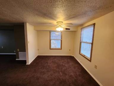 Main picture of 126 Washington St