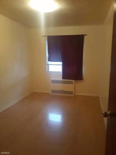 Main picture of 8726 26th Ave