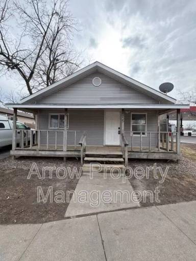 Main picture of 4825 Fremont St