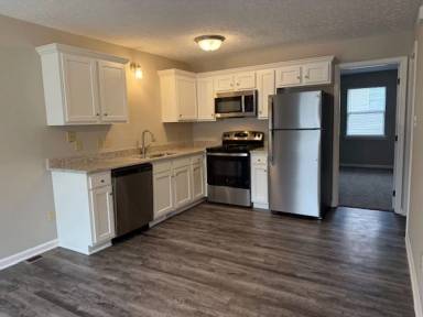 Main picture of 2010 Hickory St