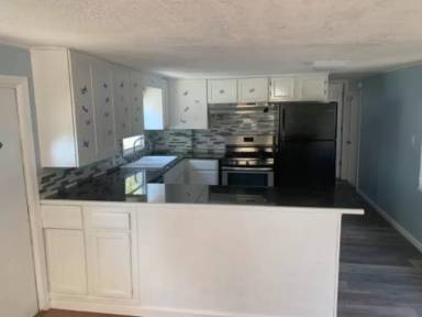 Main picture of 45 Brenda Ln