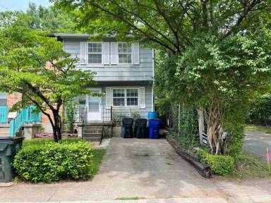 Main picture of 555 Toner St