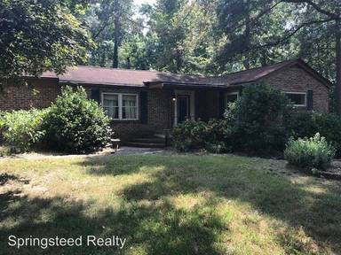 Main picture of 11010 Alexandriana Rd