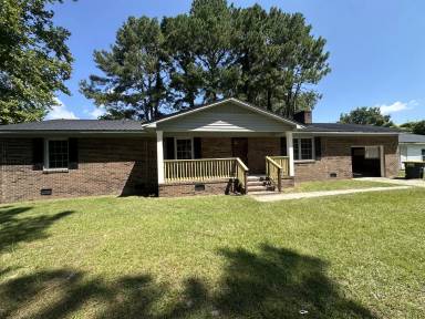 Main picture of 2610 Forrest Dr