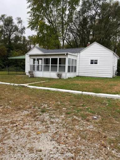 Main picture of 2607 S 10th St