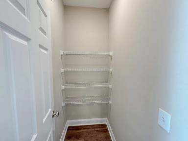 Main picture of Waybill Circle Apartments