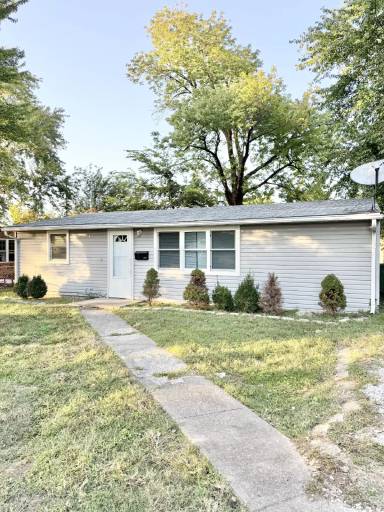 Main picture of 2611 W 6th St