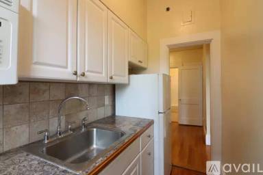 Main picture of 1477 Beacon St
