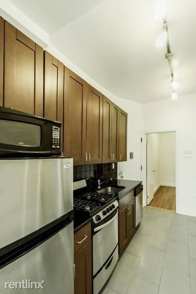 Main picture of 516 E 11th St Apartments