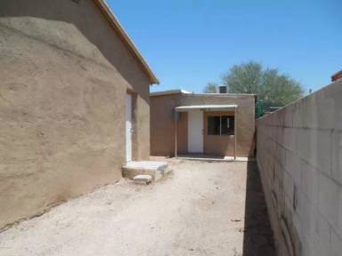 Main picture of 3465 S Clark Ave