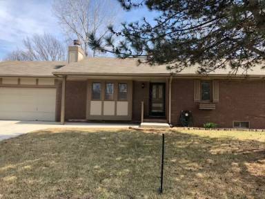 Main picture of 1724 N Stony Point St