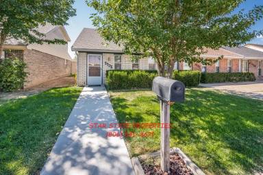 Main picture of 5725 Wabash St