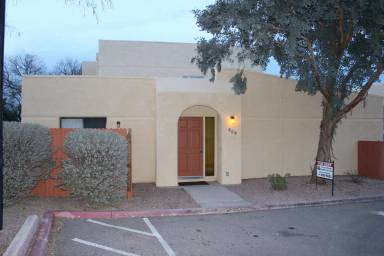 Main picture of 605 S Liana Ct