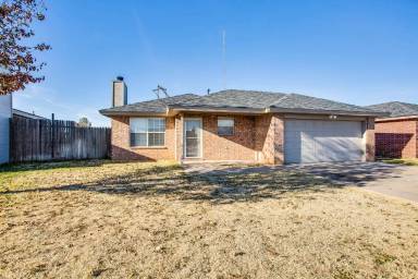 Main picture of 2514 108th Dr