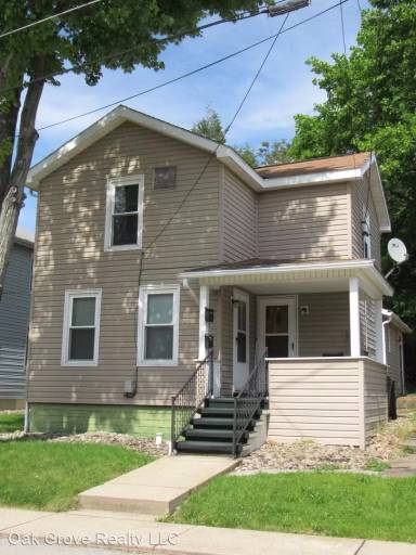 Main picture of 209 N Clymer Ave