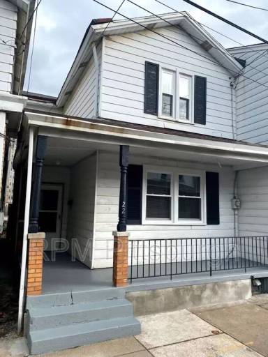 Main picture of 22 4th St