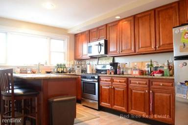 Main picture of 279 Webster St
