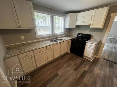 Main picture of 1576 Farley Avenue Ext