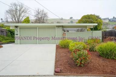 Main picture of 870 Penny Royal Ln