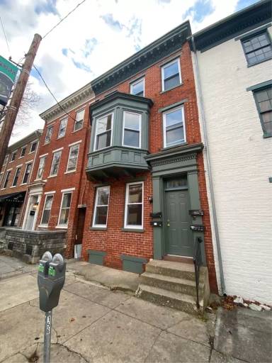 Main picture of 154 West Philadelphia Street - 3