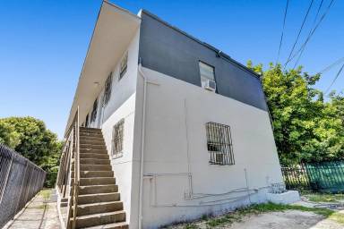 Main picture of 708 NW 4th Ave