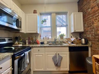 Main picture of 6 Cleveland Pl