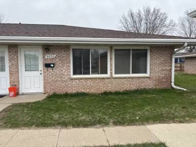 Main picture of 4420 Vasey Ave