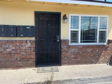 Main picture of 247 6th St
