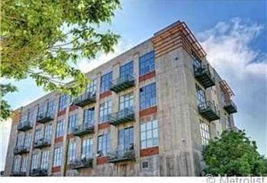 Main picture of 1050 Cherokee St