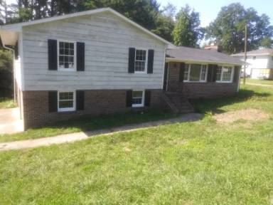 Main picture of 3150 Sandy Plains Rd