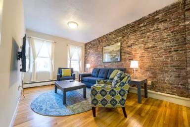 Main picture of 15 Garden St