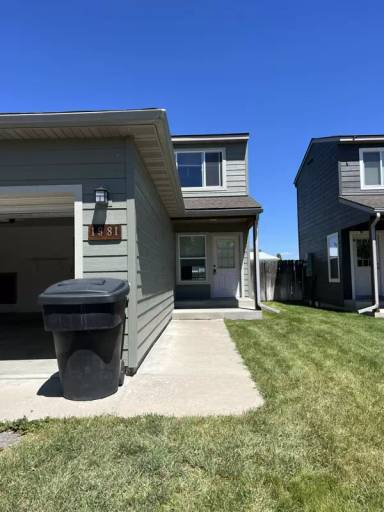 Main picture of 1981 Greatview Dr