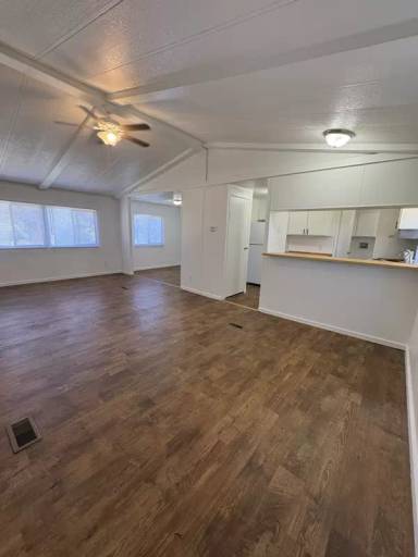 Main picture of 200 Jenkins Rd