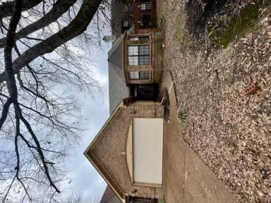Main picture of 1700 Beaver Trail Dr