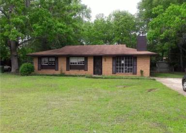 Main picture of 3929 Matterhorn St