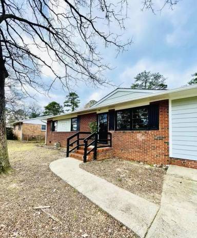 Main picture of 1842 Dewsberry Dr