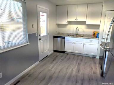 Main picture of 6182 Devils Head Ct