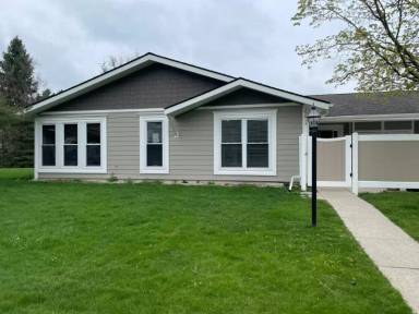 Main picture of 39613 Village Wood Ln