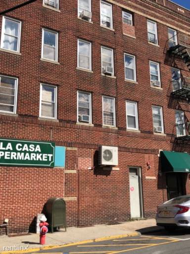 Main picture of 6700 Park Ave