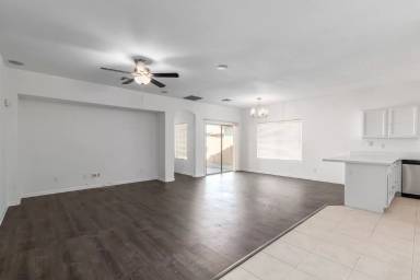 Main picture of 17762 W Rimrock St