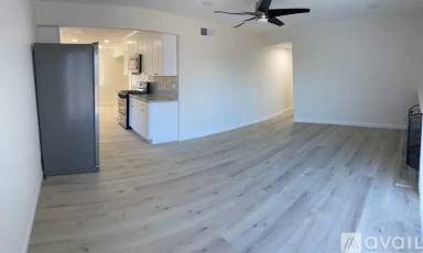 Main picture of 4891 Porter St