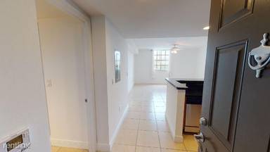 Main picture of 610 Clematis St Apartments