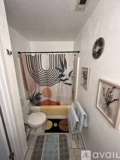 Main picture of 2812 N Auburn Ct