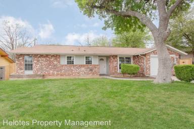 Main picture of 5610 Ponderosa Dr