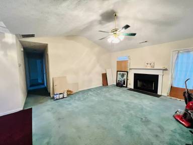 Main picture of 514 Vineyard Rd