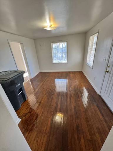 Main picture of 3933 38th Ave N